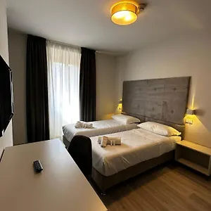 Hotel Pfa Ginevra, Cavo